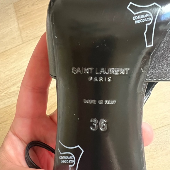 Saint Laurent JEANNE SLINGBACK PUMPS IN SMOOTH LEATHER - Picture 10 of 13